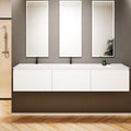  White lacquered wood