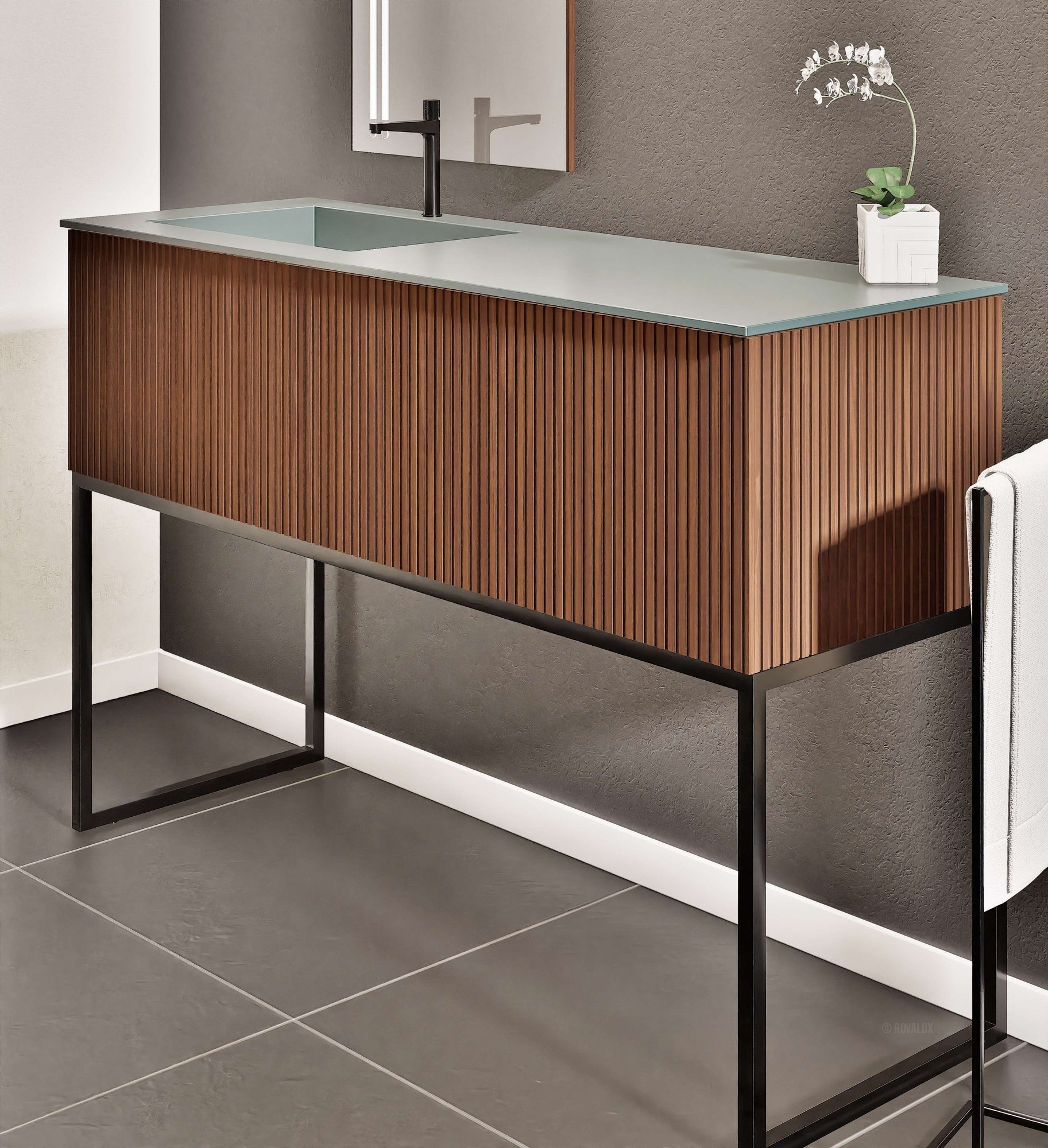 Fluvia Single Classic Set With Supporting Legs – Corian® Sink & Countertop with 1 Main Drawer & Concealed Inner Drawer Copy - ROVALUX